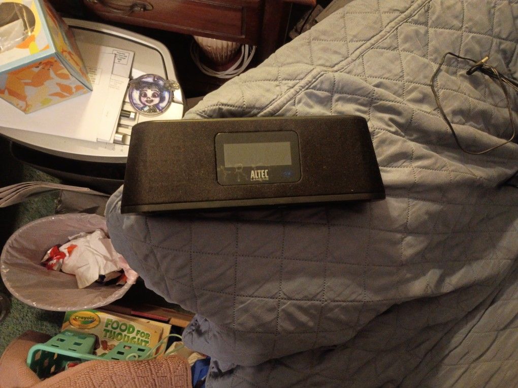 I Pod Radio Docking Station