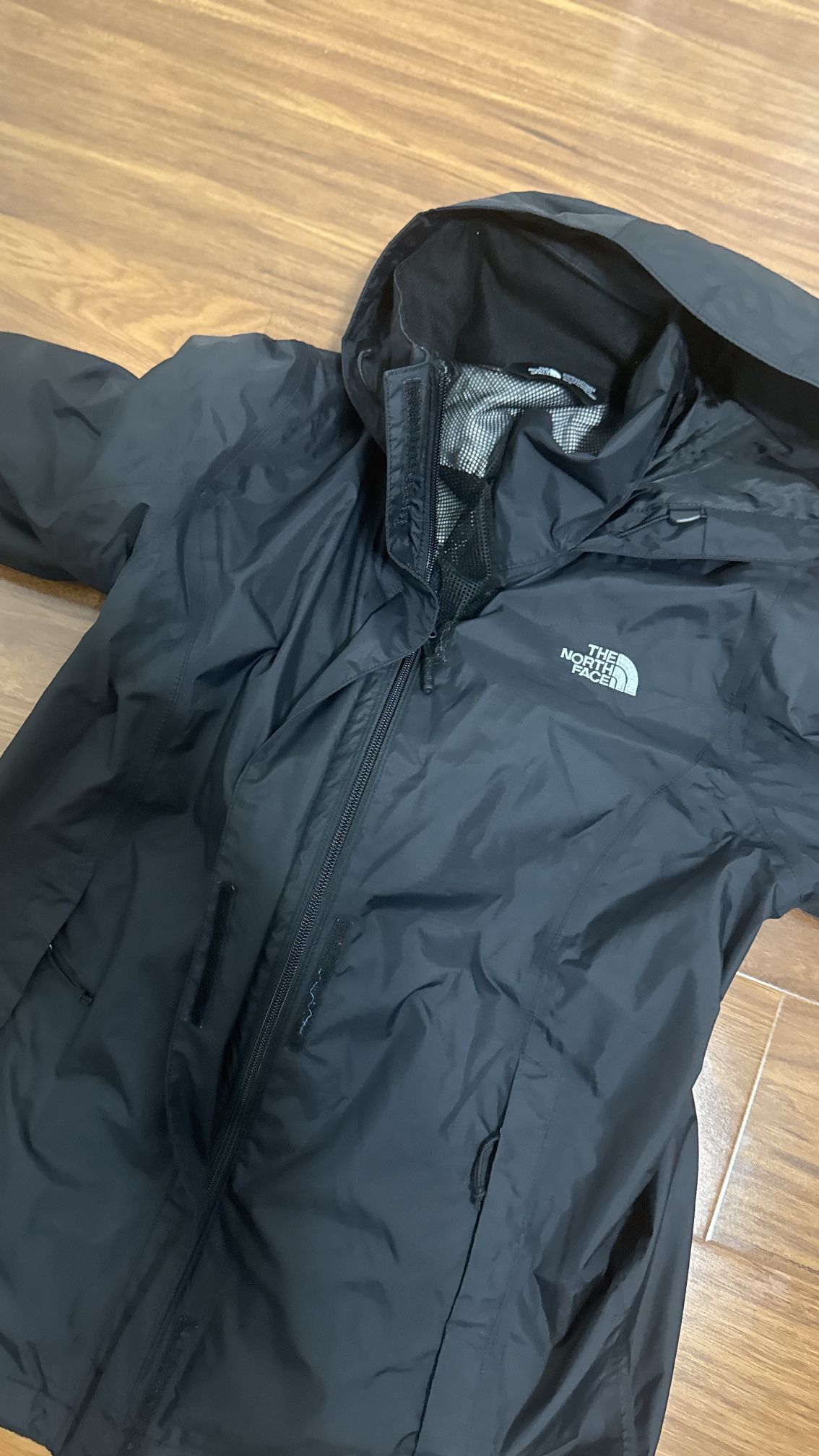 North Face Vent Dry / Rain Jacket – Men’s Small – Black / Gray – Clean