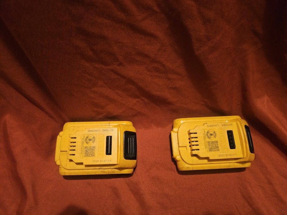 2 Dewalt 20V 2ah Batteries