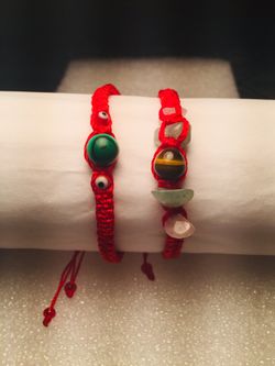 Lot of 2 red string bracelets good luck, Protection, love , transformation.