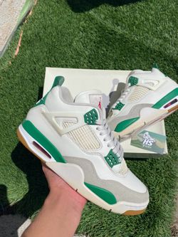 Jordan 4 SB
