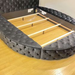 [OM] 🟪 Only $45 initial then take it home 🏡 Brand New  Brigette Queen Size Gray Circle Bed Frame With Storage 