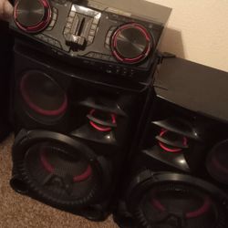 Ic Cj 98 Xboom 3500w Speaker.