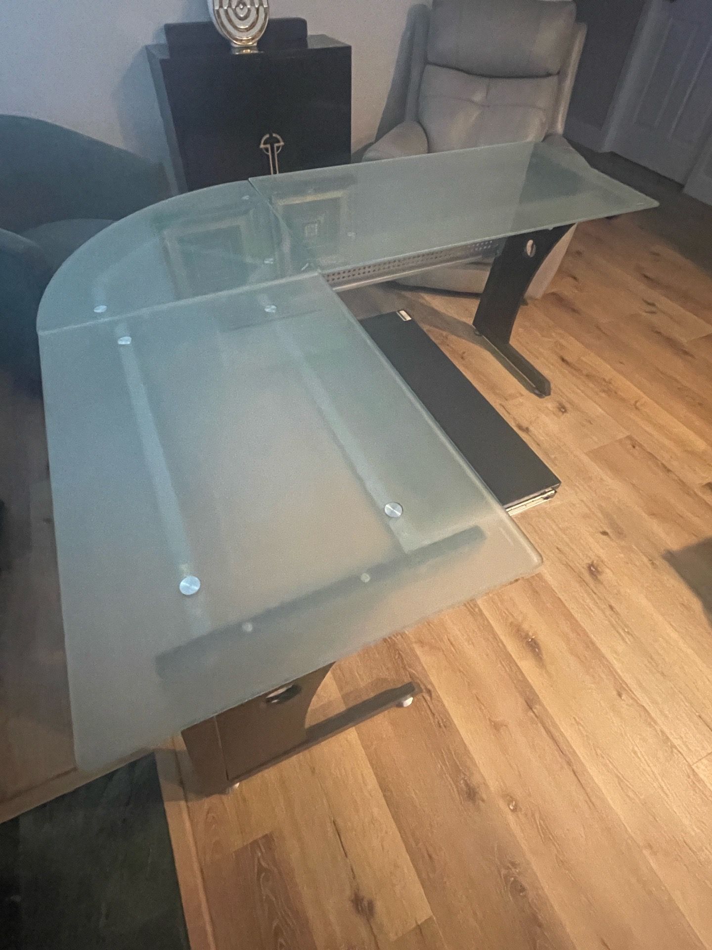 Frosted Glass Techni Mobili Desk