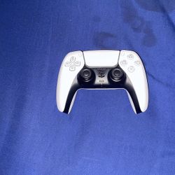 Brand New White Ps5 Controller For Cheap 