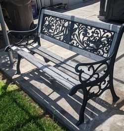 Park bench - free (PENDING!!!)