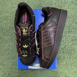 Adidas Superstar black and pink Size 5y/6.5women