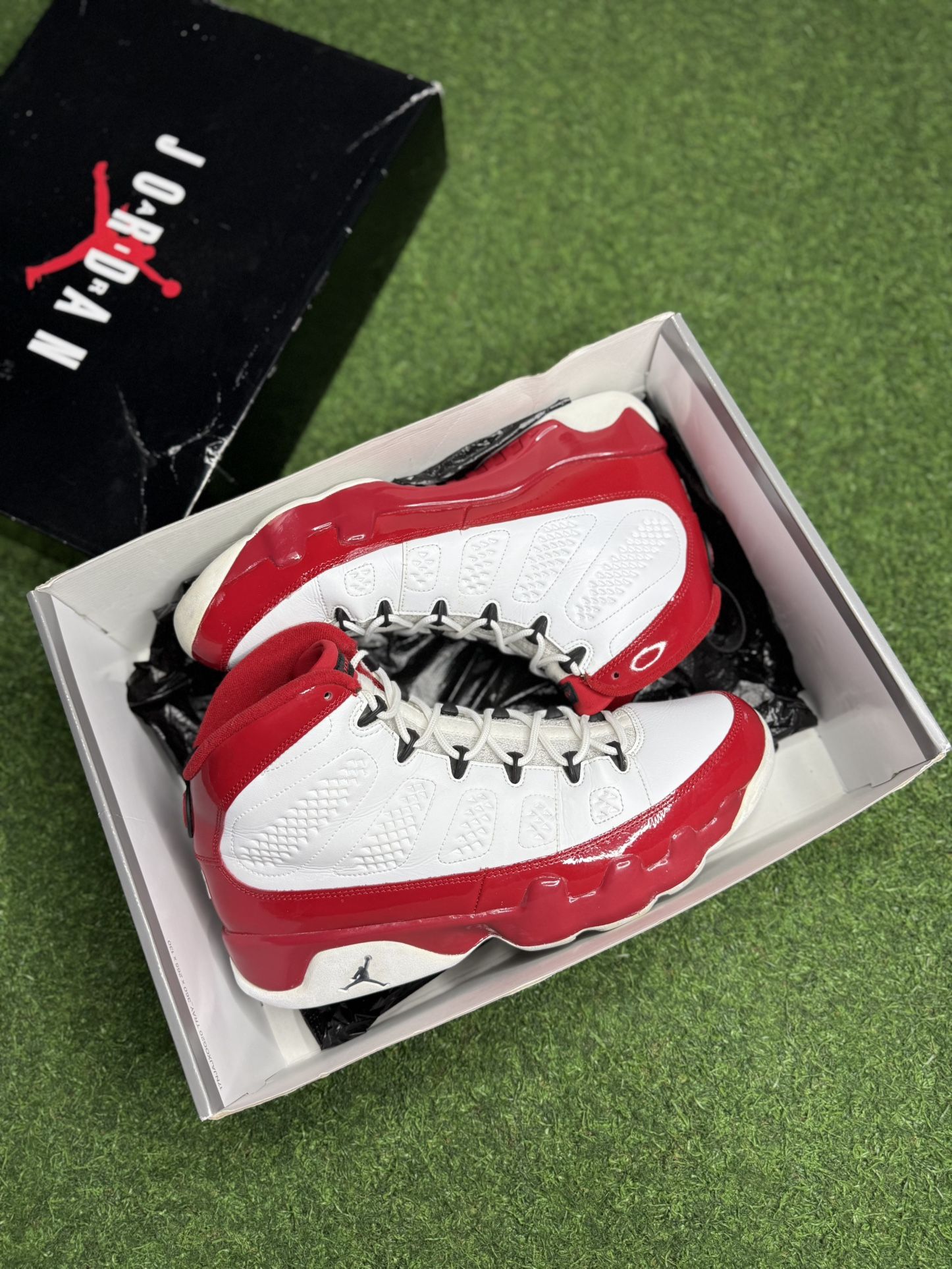 Jordan 9 Gym Red 
