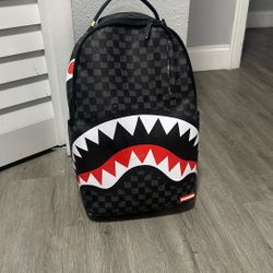 Spray Ground Backpack Throw Offfer