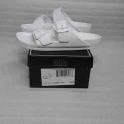 Women's Sandals Slides. Size 9 Women's Shoes. New In Box. Like Birkenstock 
