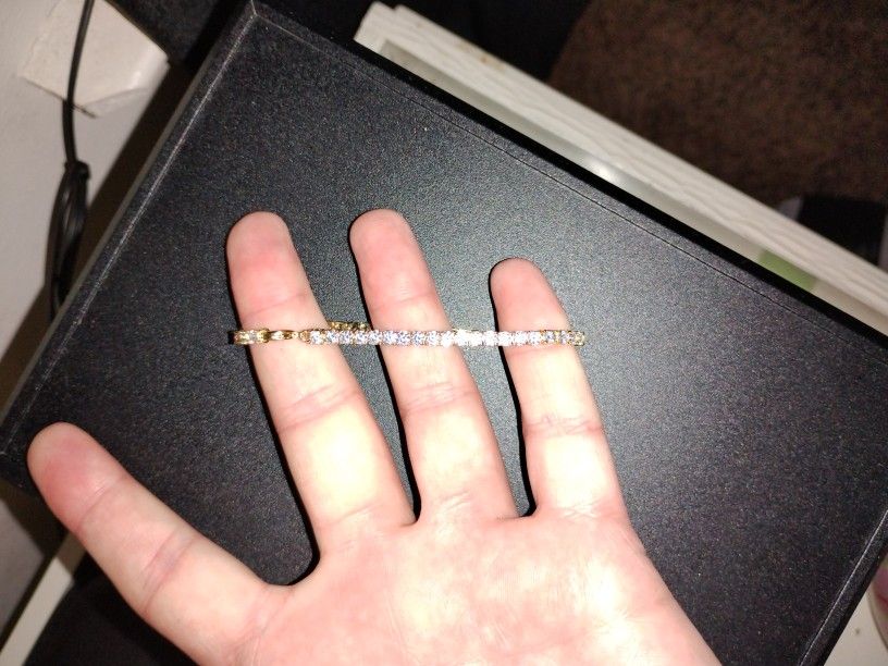 14kt Yellow Gold Authentic Diamond Tennis Bracelet