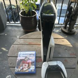 Sony PS5 Slim Disc Version 1TB W Madden 25/ Price is firm