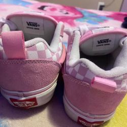 pink & white knu skool vans!