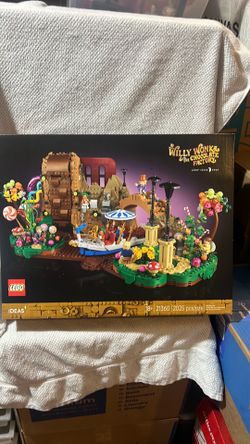 Lego Willy Wonka Set 21360 Brand New
