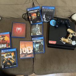 play station 4 with spider man red dead minecraft