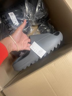 Yeezy And Foam Runners