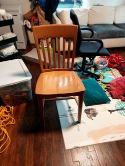 Single chair