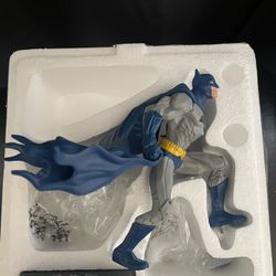 Batman Statue