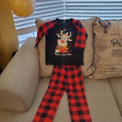 Christmas 🎄 Kids Costume  Size 4 Unisex Boy Or Girl