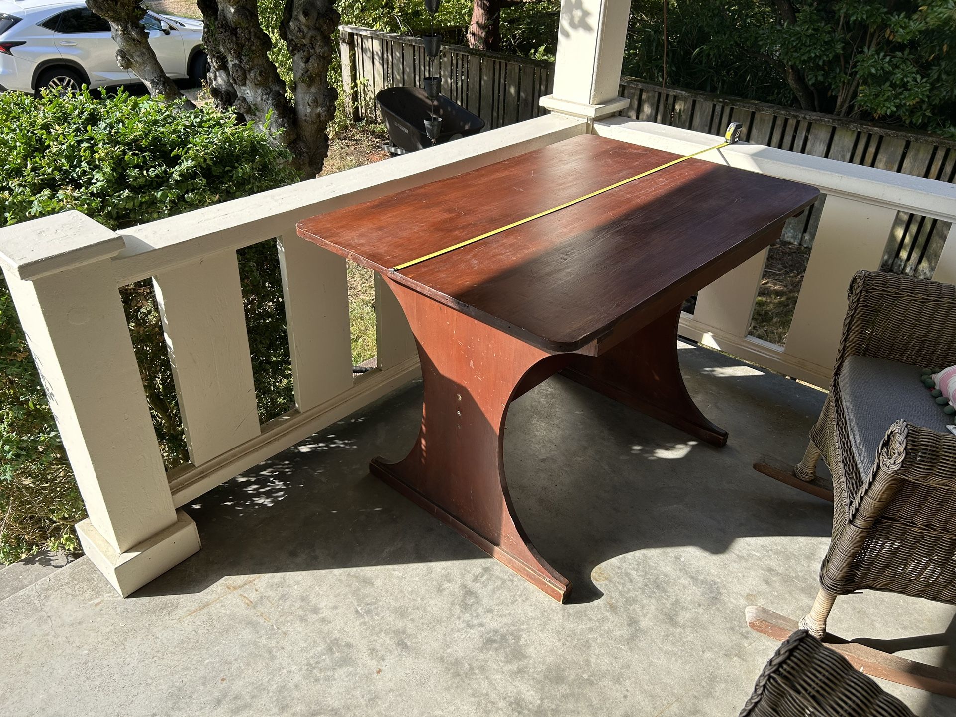 Free Table-desk
