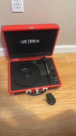Red Victrola Suitcase Turntable