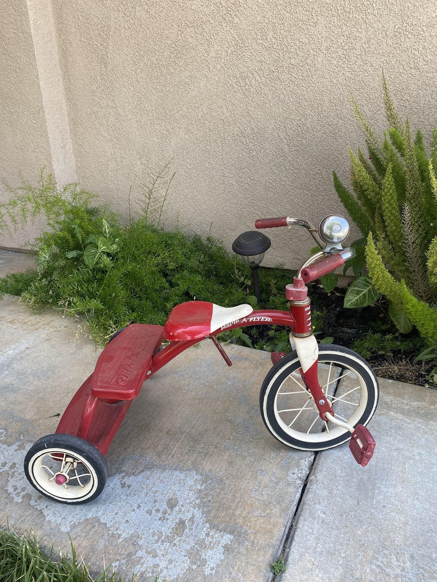 Selling A Vintage Radio Flyer Tricycle Bike In Good Condition