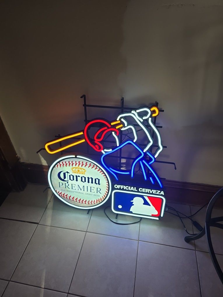 LED Corona Bar Light