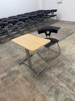 Like new condition, table, and chair
