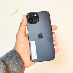 iPhone 15 128GB Unlocked in excellent condition - On special cash deal $429 🤩✅
