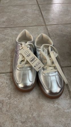 NB memory foam sport sneakers