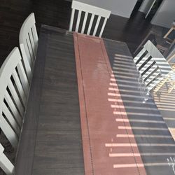 Dining table with 6 chair (extendable leaf)