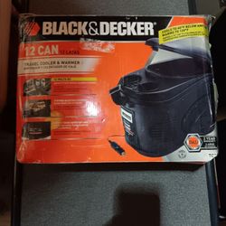 BLACK+DECKER TC212B Portable Travel Cooler/Warmer with 12V DC Power Adaptor: 12 Can, 2.3 Gallon Capacity BLACK+DECKER TC212B Portable Travel