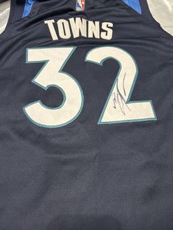 Signed Karl Anthony Towns Jersey 