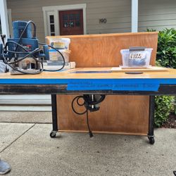Router Table With Extra Stuff