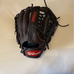 A1000 Wilson Lefty Glove