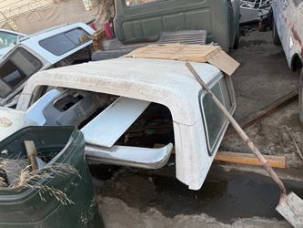 Truck Camper Shell White with Side Windows