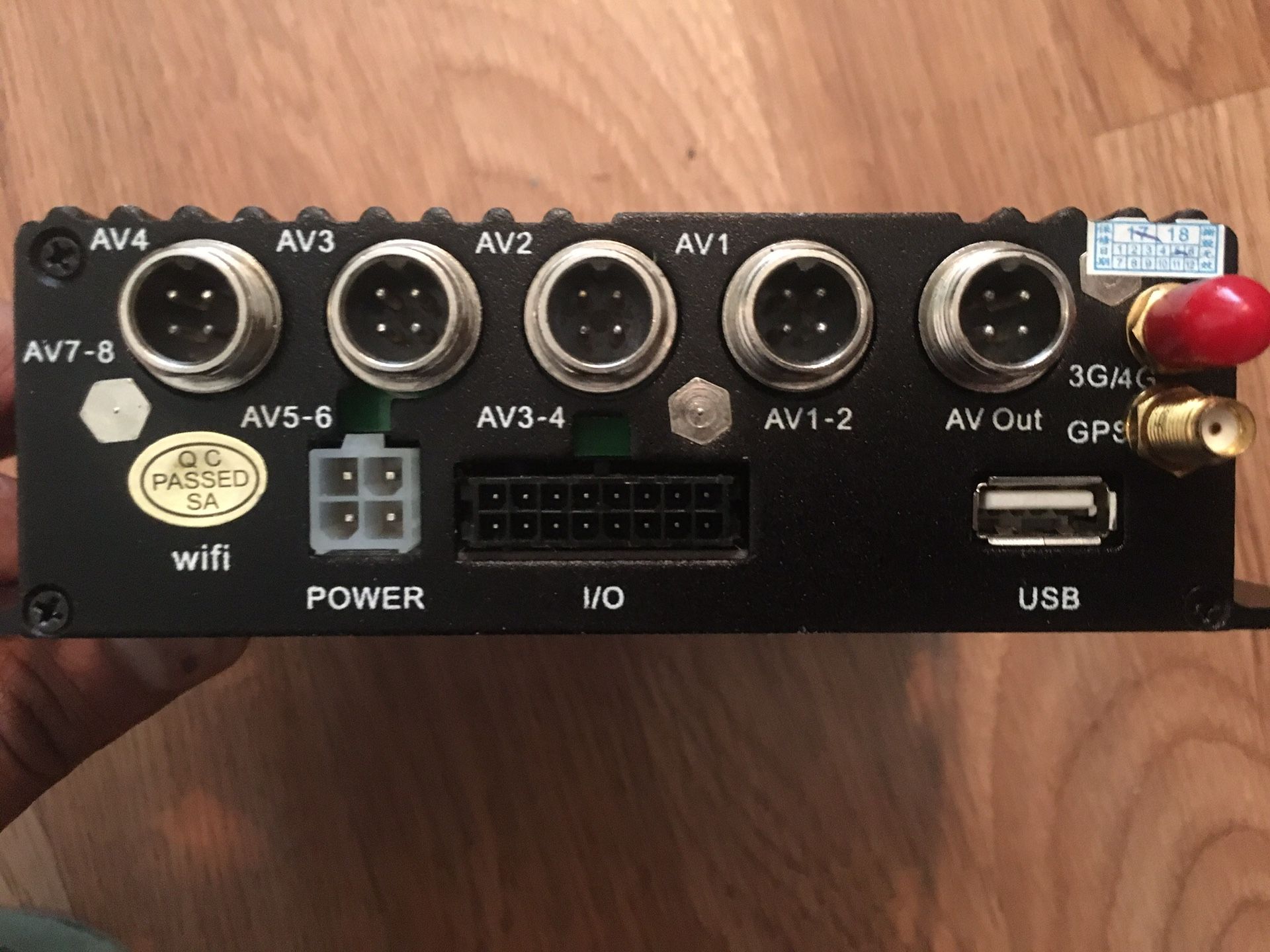 STEREO AMPLIFIER FOR CAR/TRUCK OR WHATEVER U NEED IT FOR(as mdvr)