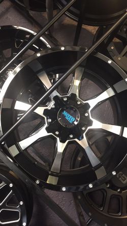 MOTOR METAL WHEELS AND TIRES