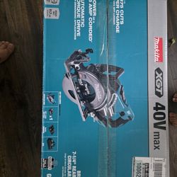 Makita Saw Xgt