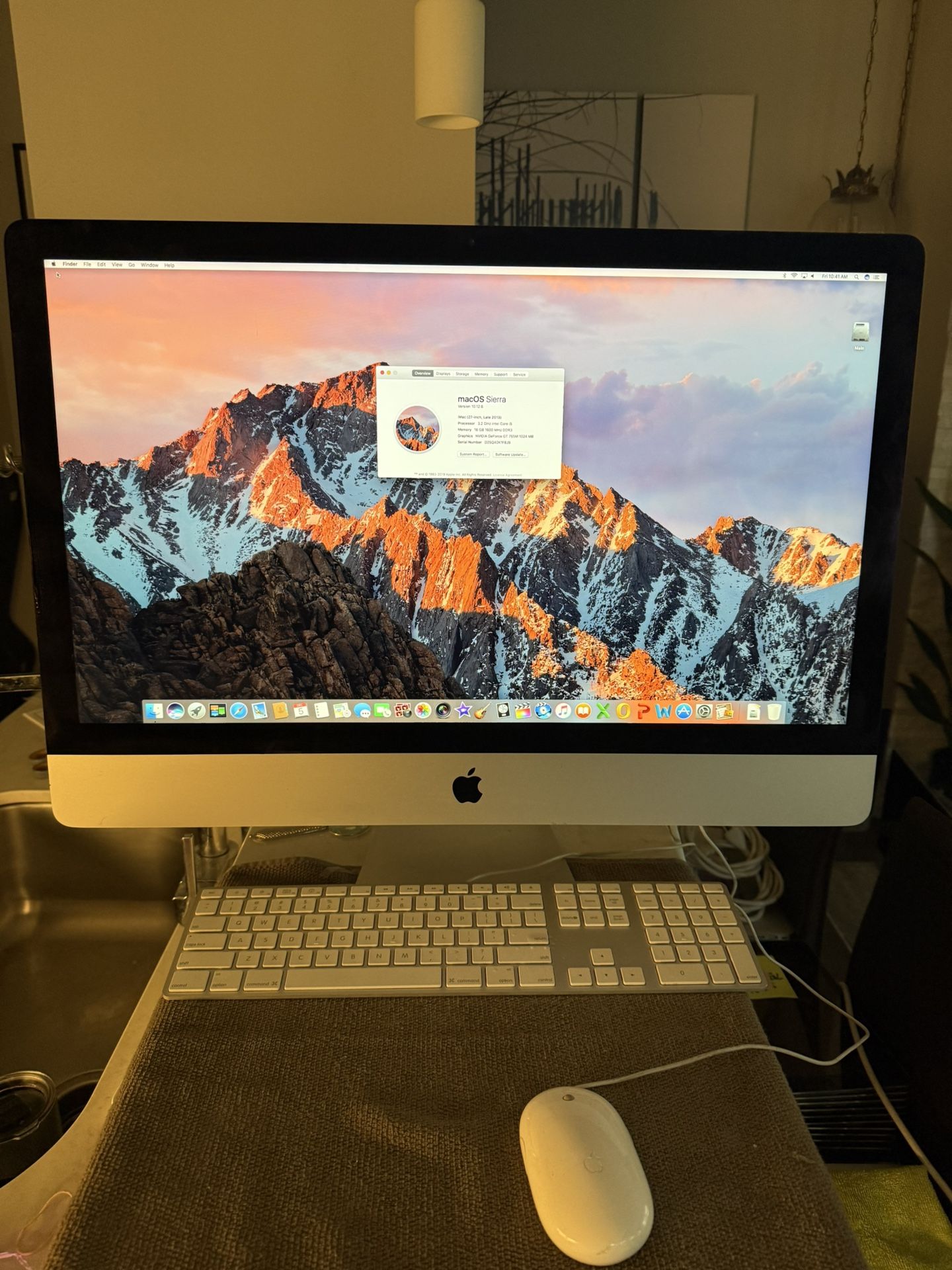 iMac (27-inch, Late 2013) A1419 EMC 2639 3.2 GHz Intel Core i5 Memory 16 GB 1 TB SATA Disk macOS Sierra Version 10.12.6 includes keyboard & mouse
