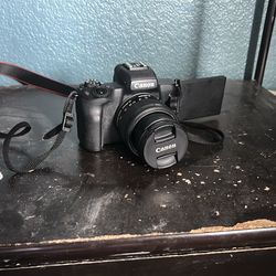 Canon M50