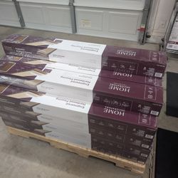 Click Lock Wire Brushed Engineered Hardwood Flooring, 492 SQ FT 