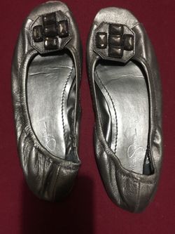 Jessica Simpson flats