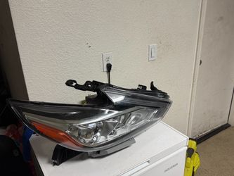 Nissan altima headlight