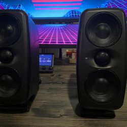 iLoud MTM Monitor Studio Speakers With Room Correction ARC Mics