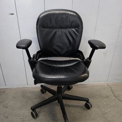 Leather Ergonomic Task Chair With Lumbar Support 