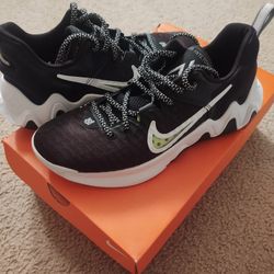 Men's Nike Shoe Brand New Giannis Immortality 10