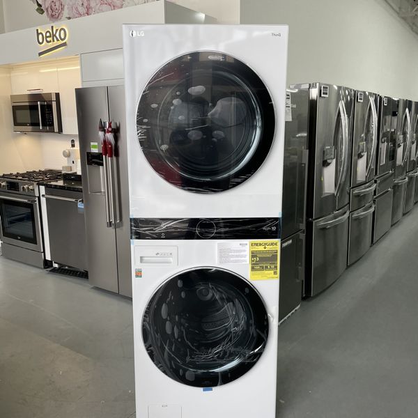 BRAND NEW LG WashTower Gas Stacked Laundry Center with 4.5cu ft Washer and 7.4cu ft Dryer