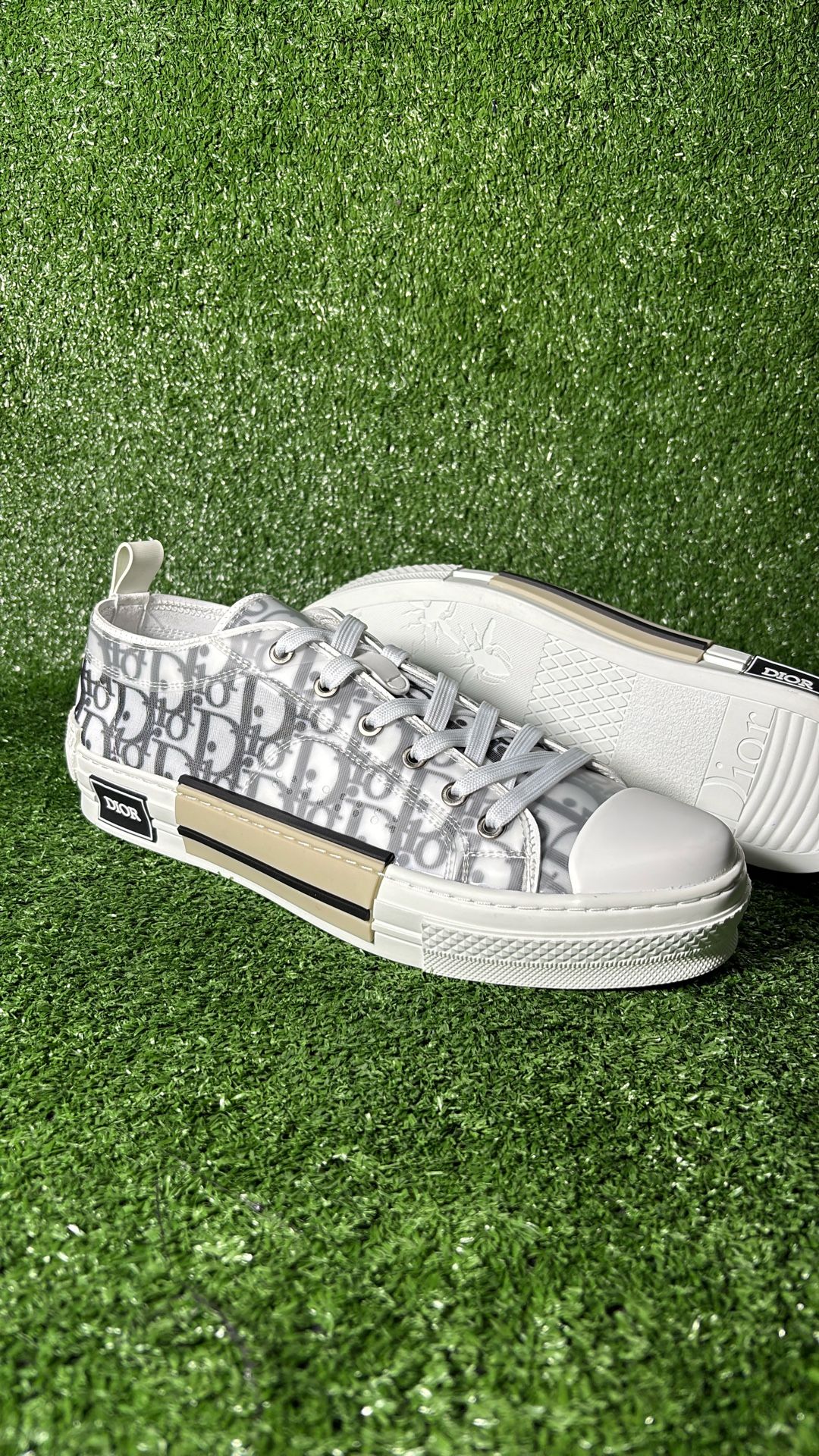 B23 Men’s Shoes Size 10 & 10.5 Men’s Shoes