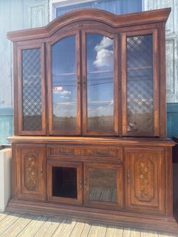 Hutch $75 or best offer.